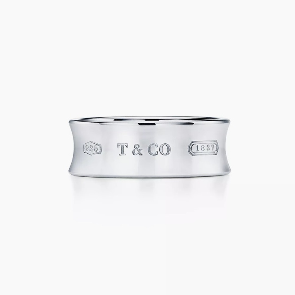 Tiffany 1837 Ring in Silver, medium.